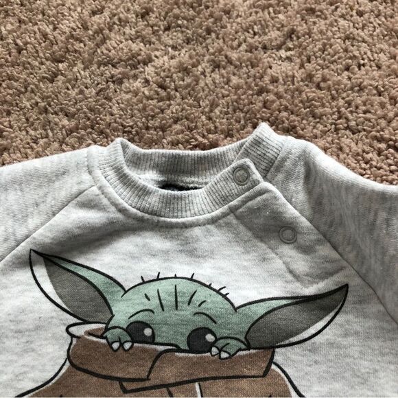 Star Wars Baby Yoda Two Piece Matching Set Sweatshirt Joggers Baby 0-3 Mos - Picture 4 of 11